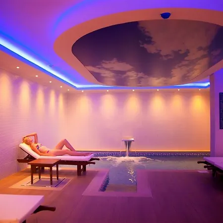 Blueberry Boutique 4*