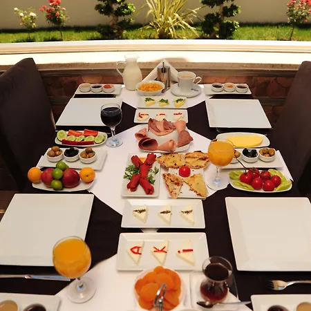 Blueberry Boutique 4*