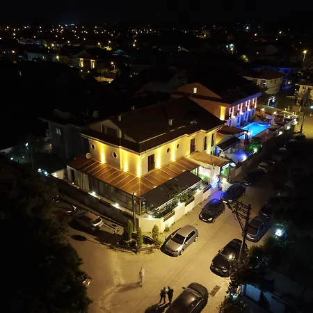 Blueberry Boutique 4*