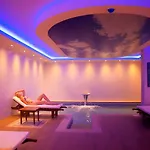 Blueberry Boutique 4*