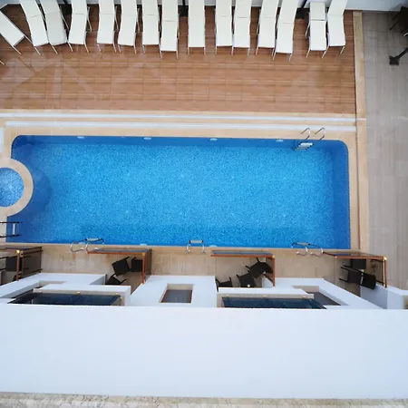 Blueberry Boutique 4*