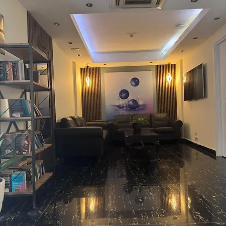 Blueberry Boutique 4*