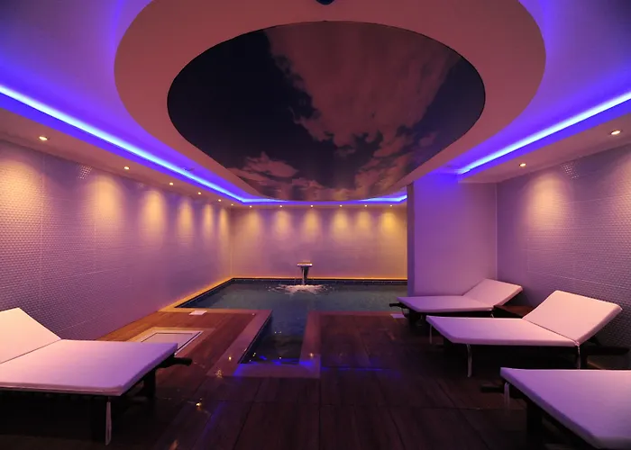 Blueberry Boutique 费特希耶